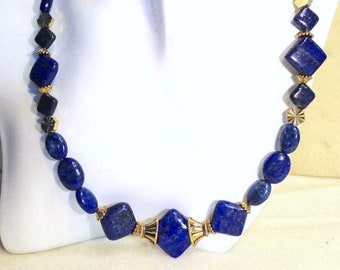Lapis Lazuli Halskette, Blau & Gold Schmuck, Boho Schmuck, Naturstein Halskette, Boho Halskette, Blaue Stein Halskette, Statement Halskette