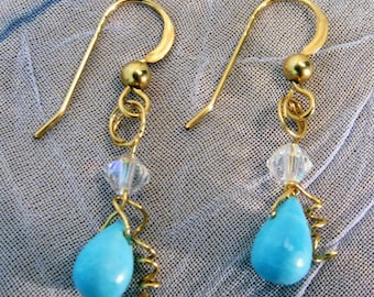 Doornroosje Turquoise, 14K Goud gevulde Oorbellen, AB Swarovski Kristallen, 1/2 " Drop Bungelen, Turquoise Sieraden, Turquoise Oorbellen