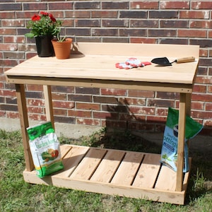 Brand New 4 Foot Traditional Cedar Potting Bench - Free Shipping