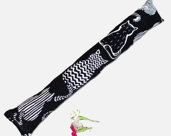 Cat Kicker Catnip Toys, Black and White Cat Shapes Design