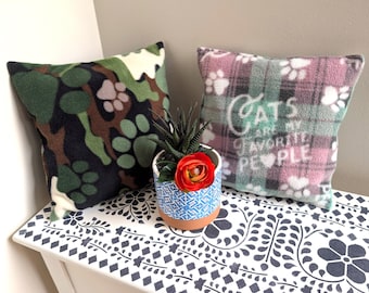 Fleece Pet Pillows, Cat Lover Shelf Decor, Camouflage Fabric