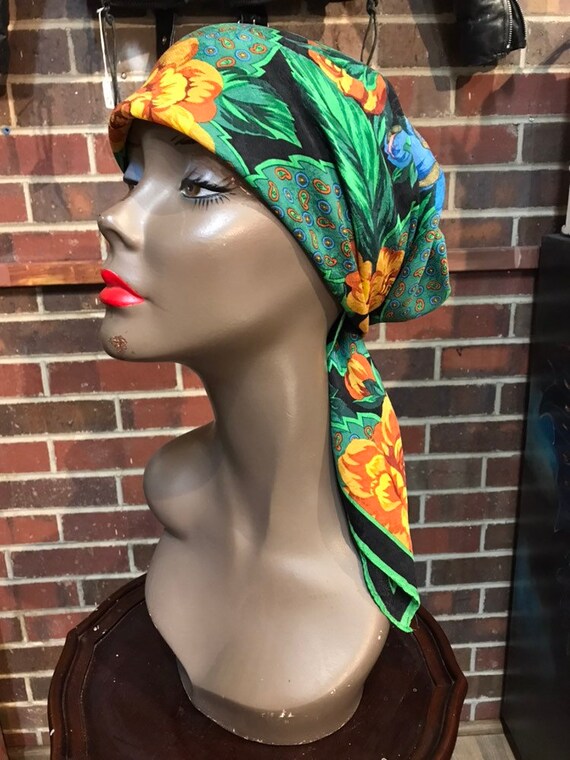 Albert Nipon scarf