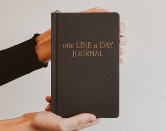 One Line A Day Journal | Five Year Memory Keepsake Journal | Diary Gift for Her