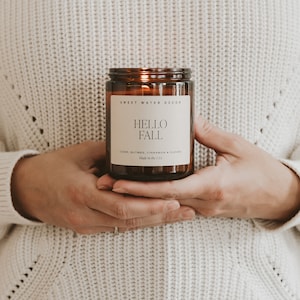 Hello Fall Candle - Autumn Candle Gift - Soy Wax Cider, Nutmeg, Cloves, Cinnamon Scented Candle - Fall Candles image 8