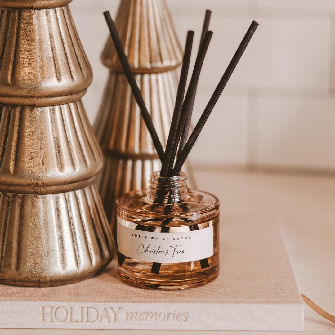 Christmas Tree Reed Diffuser: Spruce, Cedar, Moss, Pine Holiday Home ...