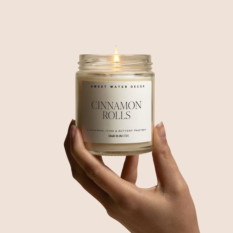 Sweet Water Decor Cinnamon Rolls Candle - Thumbnail 2
