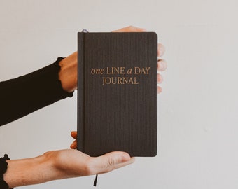 One Line A Day Journal - 5 Year Diary - Memory Journal, 5 Year Journal - Memory Book - Daily Journal for Her - Anniversary Gift for Her