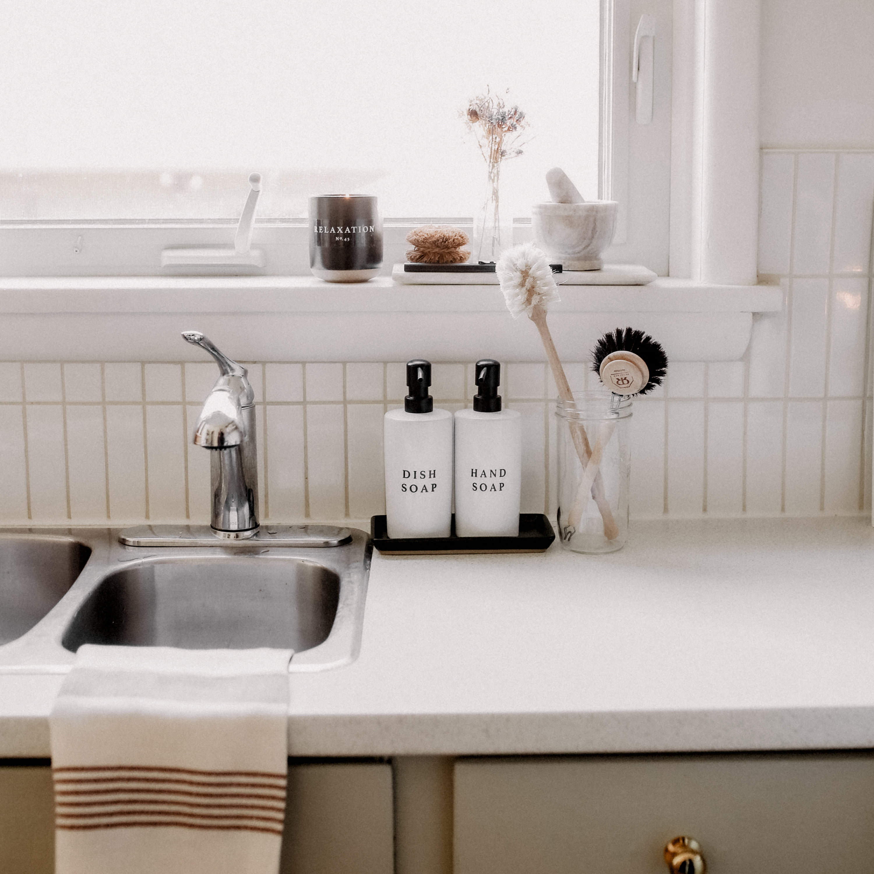 15 Oz White Stoneware Dish Soap Dispenser Refillable Soap