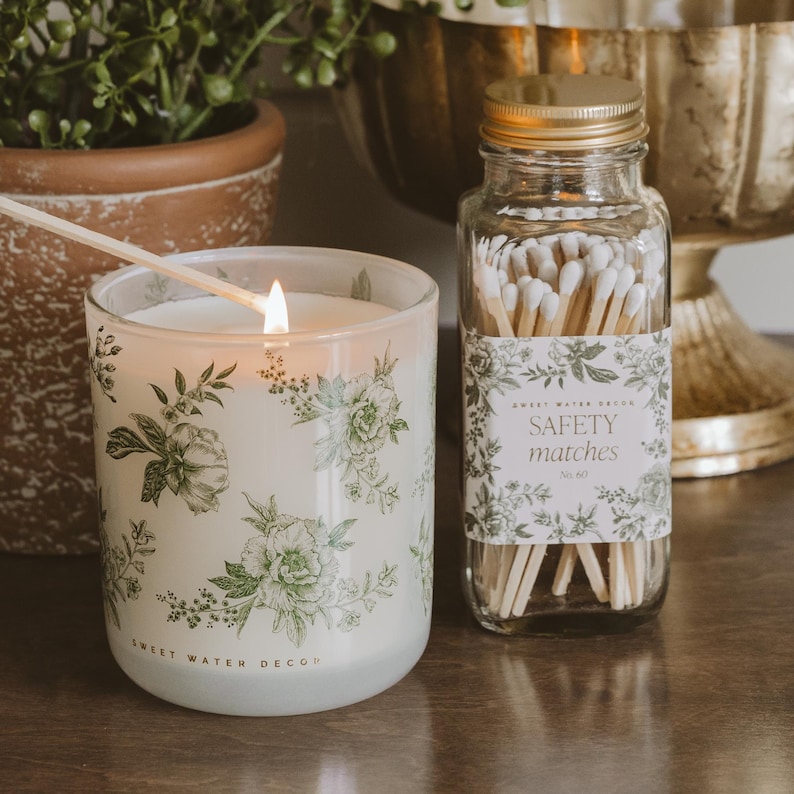 Sweet Water Decor Lavender and Sage Soy Candle - Thumbnail 3