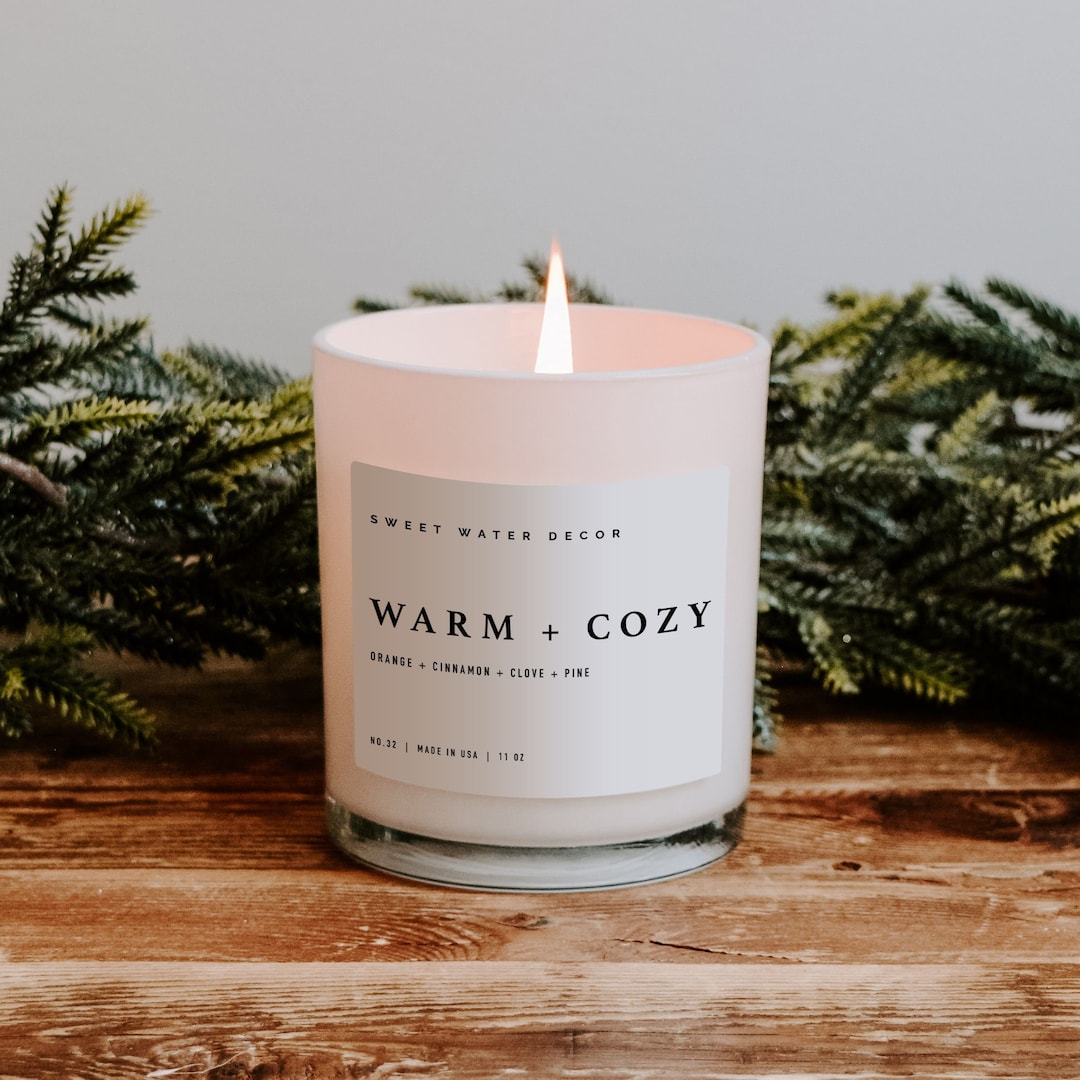 Friday Favorites: The Top 7 Best Holiday Scented Candles