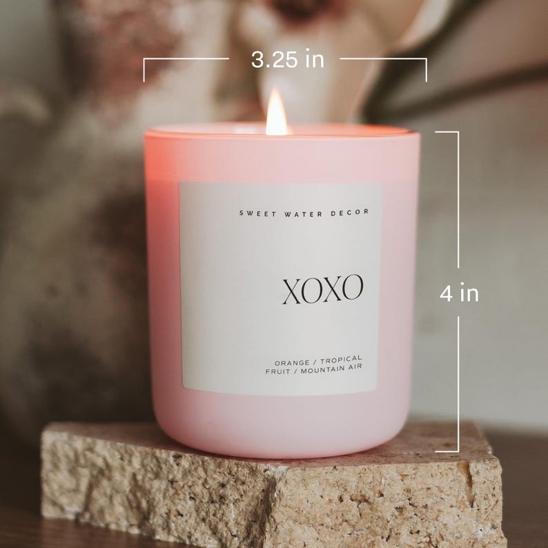 Sweet Water Decor XOXO Candle - Thumbnail 3