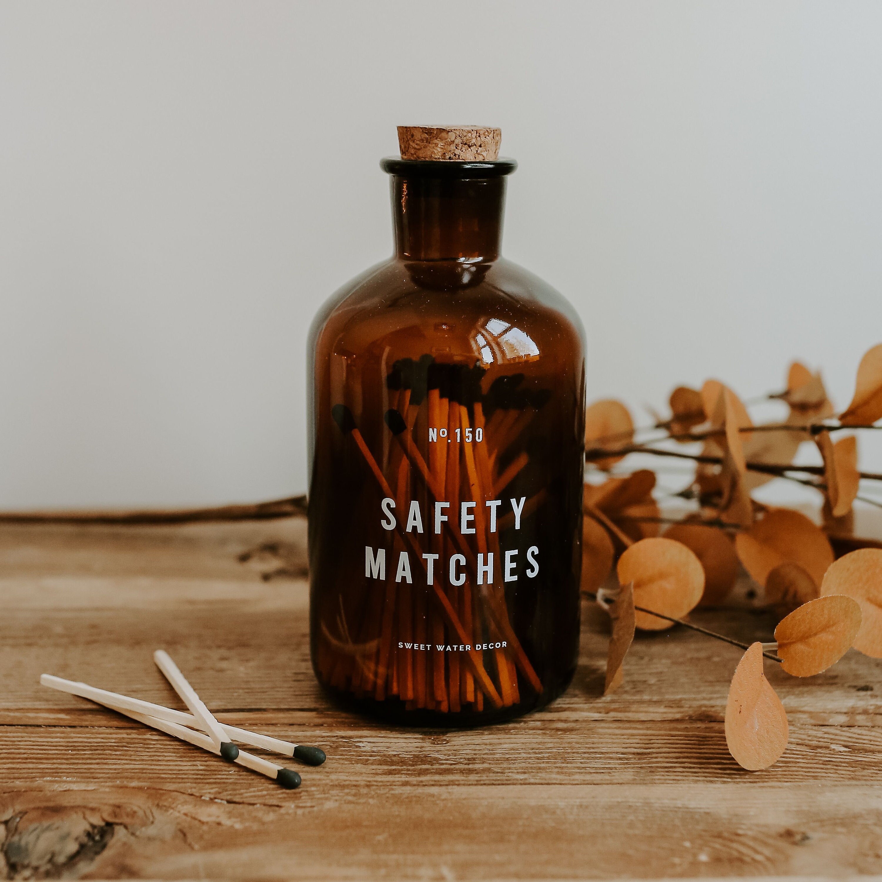 Home Décor Candle Matches All Black Colored Matches in Glass Bottle