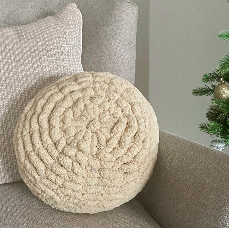 Chenille Round Throw Pillow Bone / Chenille Accent Pillows / Tan Chenille Throw Pillows / Chenille Throw Pillows / Oreillers Accent / Throw Pillows / Throw Pillow / Gift image 2