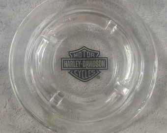 VTG Harley Davidson Bar and Shield-logo helderglazen ronde asbak 5,25" 4 steunen