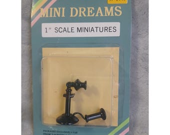 Teléfono miniatura de metal negro vintage a escala de 1 pulgada de Franks Mini Dreams