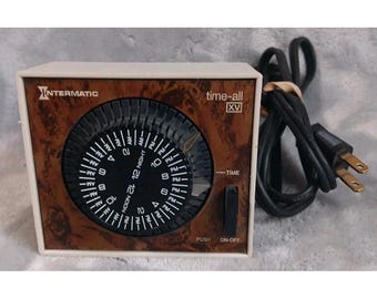 Temporizador automático Vtg Intermatic Time-All XV de 24 horas, modelo EB-11, probado y en funcionamiento.