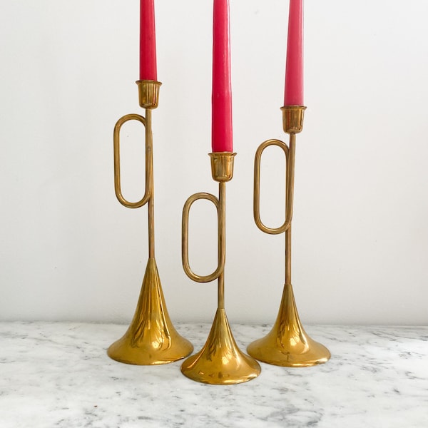 Brass Trumpet Candle Holders in Graduated Sizes. Vintage Brass Horn Candle Holders. Christmas Candlestick Holders. Vintage Brass Trumpets