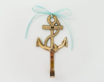 Vintage Brass Rope and Anchor Key Hook, Vintage Brass Key Holder, Anchor Shaped Wall Decor, Vintage Coastal Beach House Accent