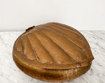 Caja de latón vintage con forma de concha, caja con tapa de latón vintage, caja de baratijas con forma de concha, decoración vintage para casa de playa, caja de recuerdos de latón con tapa con bisagras