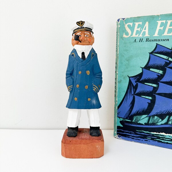 8" Old Salt Captain Figurine With Blue Jacket, Vintage Old Salt Hand Carved Figurine, Old Salty Sailor Captain, Fishing Captain Statue