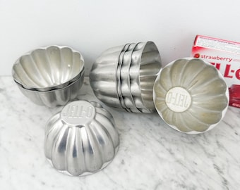 Vintage Jello Mold Aluminum Cups Set of 8, Fluted Jello Cups, Mid