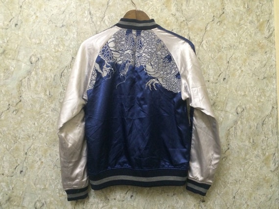 Vintage Riversible Embroidered Japanese Souvenirs Sukajan Varsity Jacket, Dragon Design and Skull Design, K-pop, J-pop Size M Rare - Etsy Vintage Riversible Embroidered Japanese Souvenirs Sukajan Varsity Jacket, Dragon Design and Skull Design, K-pop, J-pop Size M Rare - Etsy