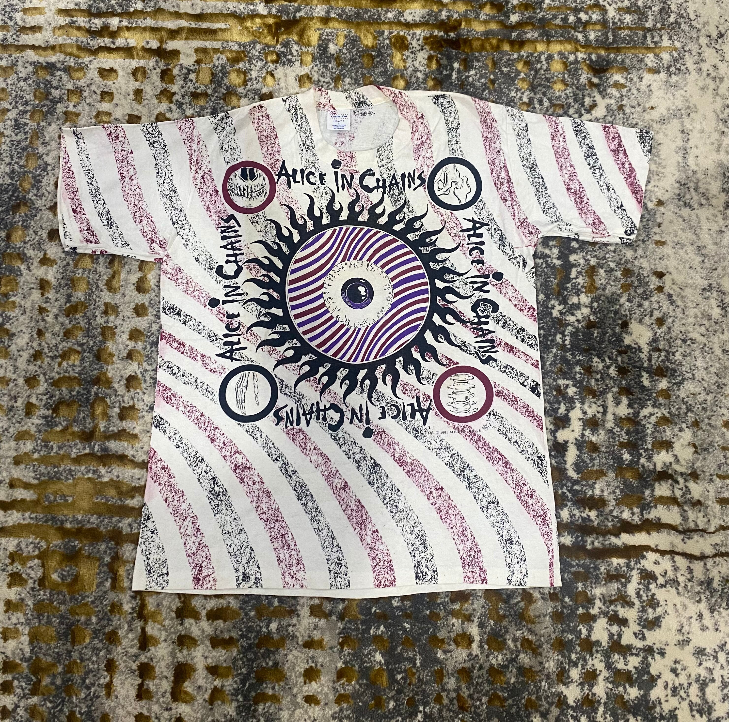 Vintage Band T-shirt Alice in Chains Over Print, Grunge Vintage Band T-shirt Alice in Chains Over Print, Grunge