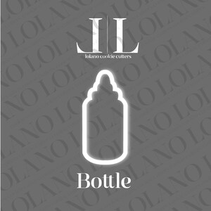 Może przedstawiać: Biały zarys foremki do ciasteczek w kształcie butelki na szarym tle z tekstem "lolano cookie cutters" i "Bottle" pod obrazkiem.