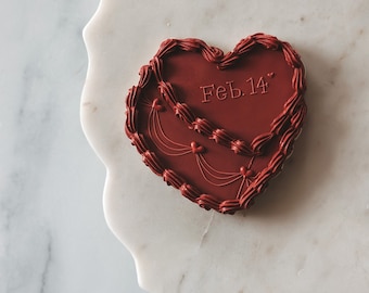 Valentine&#39;s Day Vintage heart cake cookie cutter
