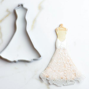 Wedding dress cookie cutter set flirty low back