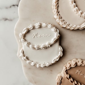 Mother’s Day vintage cake cookie cutter