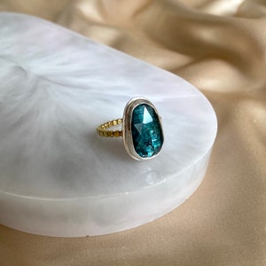 Green Kyanite ring| Mixed metals jewelry| Hand crafted ring| Gold filled band| Statement custom ring| Unique jewelry| Gift for her