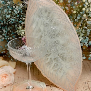 Decorative resin tray| Leaf shaped tray|Housewarming gift| Home decor | Perfume platter | Peach tray