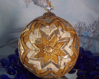 Quilted Christmas Tree Ornament Gold and White Christmas Fabric Ornament No Sew Non Breakable Textile Art Gold/white Christmas Décor