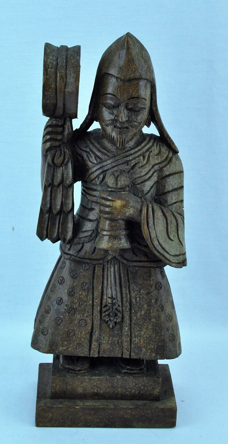chinese wooden carved figures