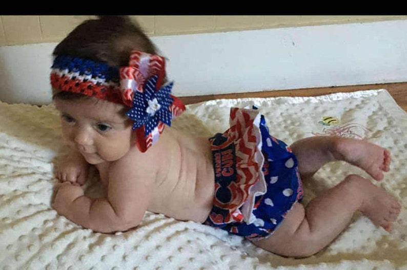 CHICAGO CUBS Diaper cover set.Ruffled bloomers /& hair bow set,sports team diaper cover hairbow gift set,ruffle diaper cover sports gift set.