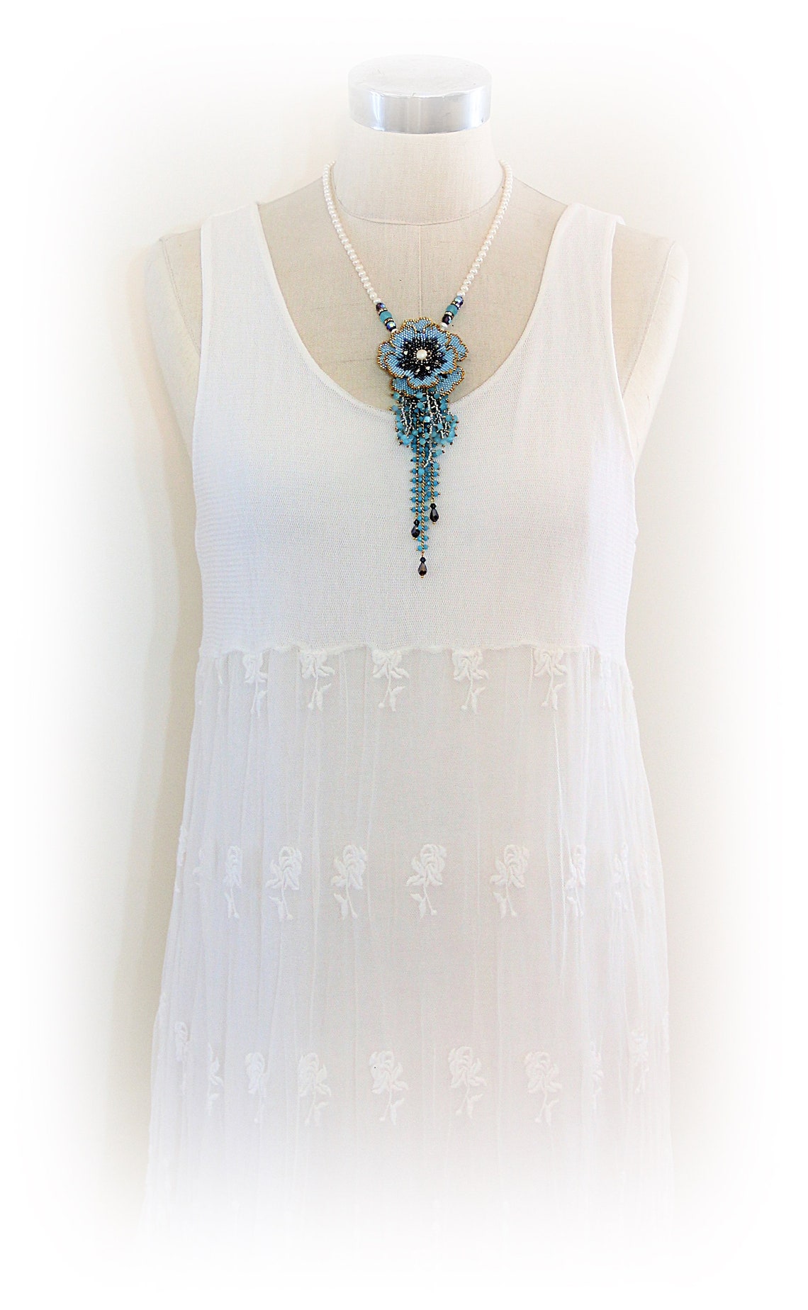 Turquoise Anemone Flower Bead Embroidered Necklace Bead - Etsy Israel