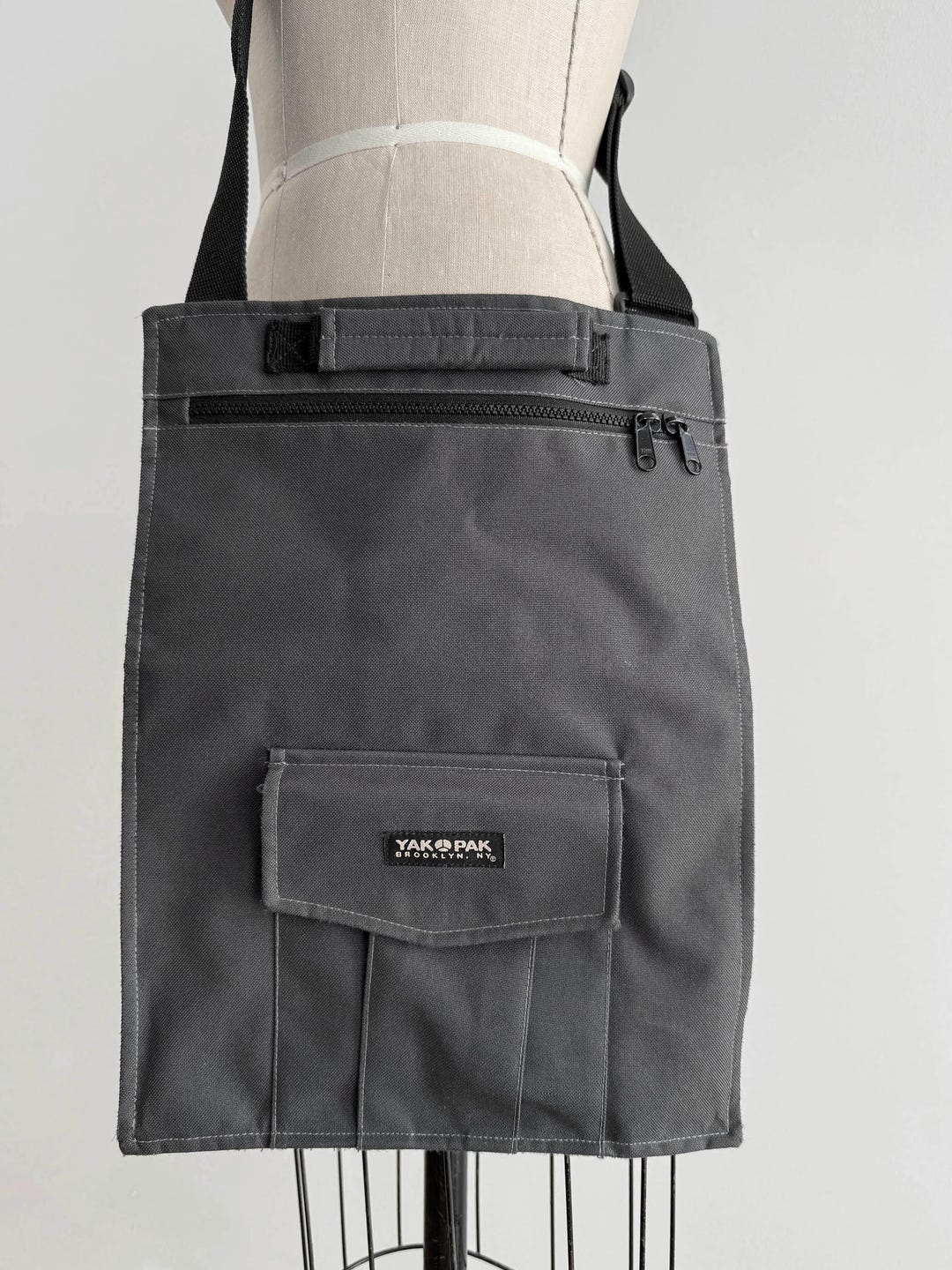90s Vintage Yak Pak Shoulder Bag - Etsy