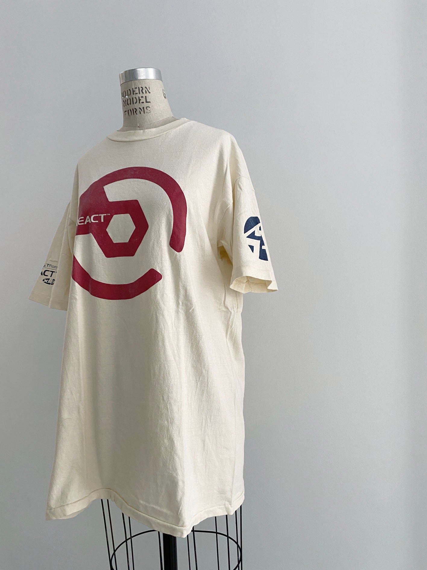 90s Vintage React Record Label Shirt : Rave - Etsy