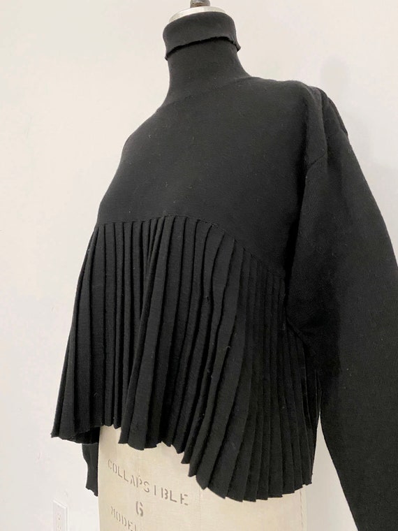 80s Vintage Patrick Kelly Pleats Knit sweater - image 4