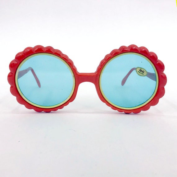70s Vintage Red Flower Sunglasses : Made in Italy