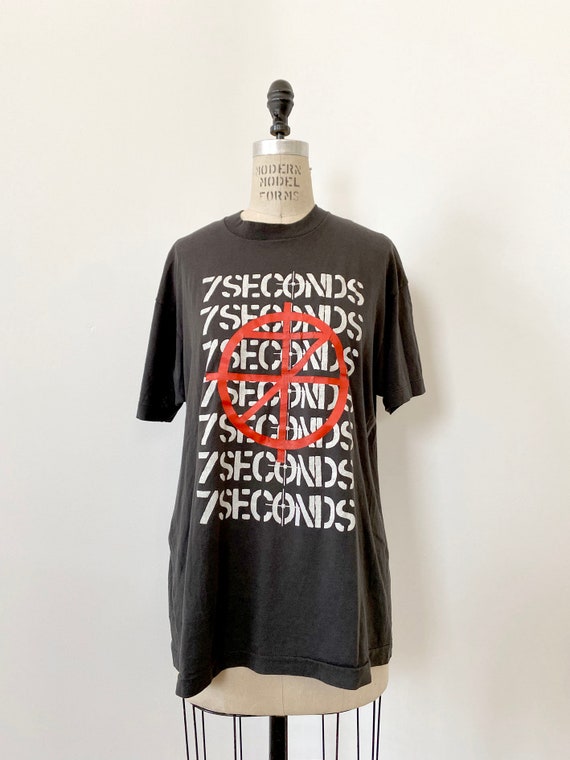 80s Vintage 7 Seconds shirt : punk hardcore