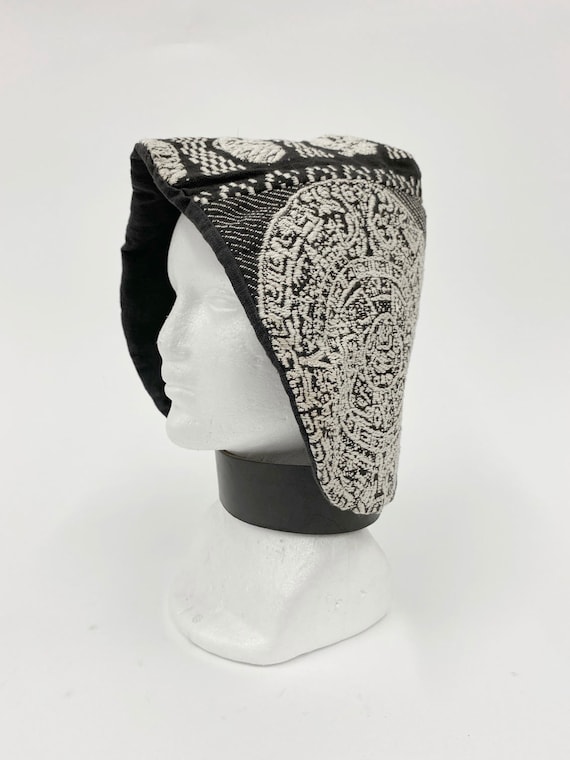 70s Vintage Avant Garde hat