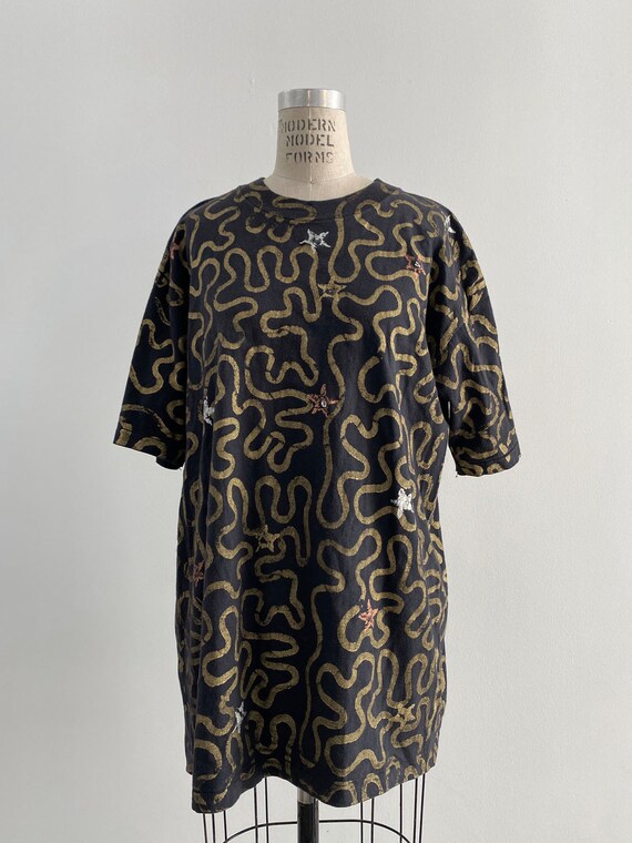 80s Vintage Gold Squiggle Over print T-shirt