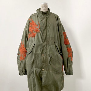 90s Vintage The Great China Wall embroidery military coat