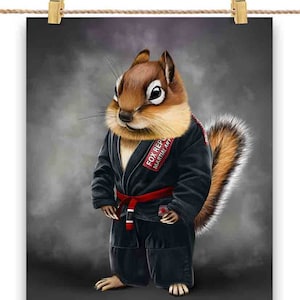 Artiste martial écureuil tamia en judogi noir : judo et karaté - impression d'affiche, art mural, décoration d'intérieur et carte postale - PrintStarTee