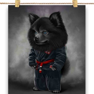 Artista marcial de cão da Pomerânia preto em judogi preto: judô e caratê - impressão de pôster, arte de parede, decoração de casa e cartão postal - PrintStarTee