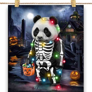 Fantasia de panda gigante em esqueleto: fantasia de festa de Halloween - impressão de pôster, arte de parede, decoração de casa e cartão postal - PrintStarTee