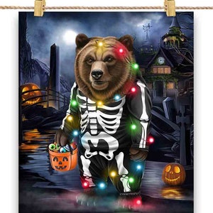 Ours grizzli en costume squelette : déguisement de fête d'Halloween - impression d'affiche, art mural, décoration d'intérieur et carte postale - PrintStarTee