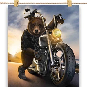 Grizzly Bear Riding Chopper Motorcycle - Impression d’affiche, art mural, décoration intérieure et carte postale - PrintStarTee